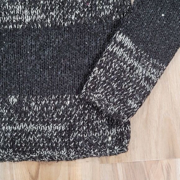 💜Loft Black & Gray Sparkly Colorblock Alpaca & Wool Cropped Sweater Medium - Picture 5 of 9